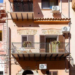 https://tri-re-e-na-regina.palermohotels.org